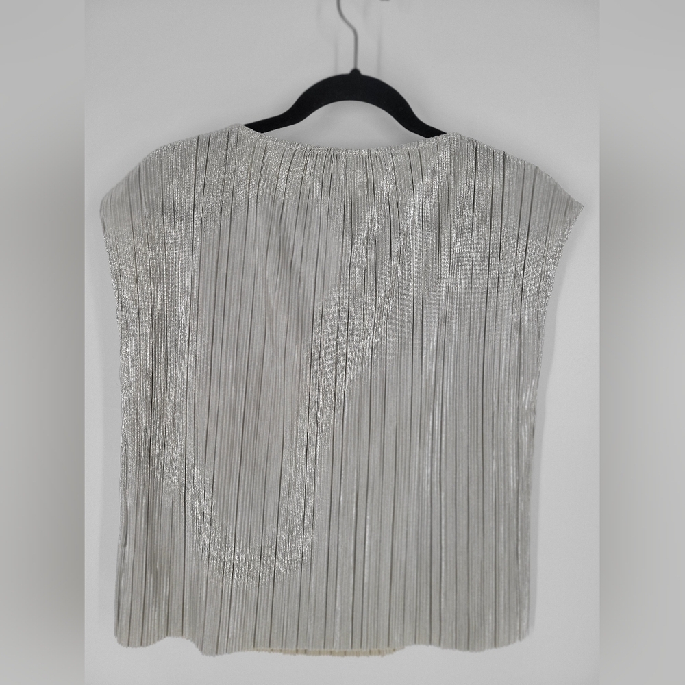Evereve mia plisse top ribbed pleated silver cap sleeve Size S New - Picture 4 of 6